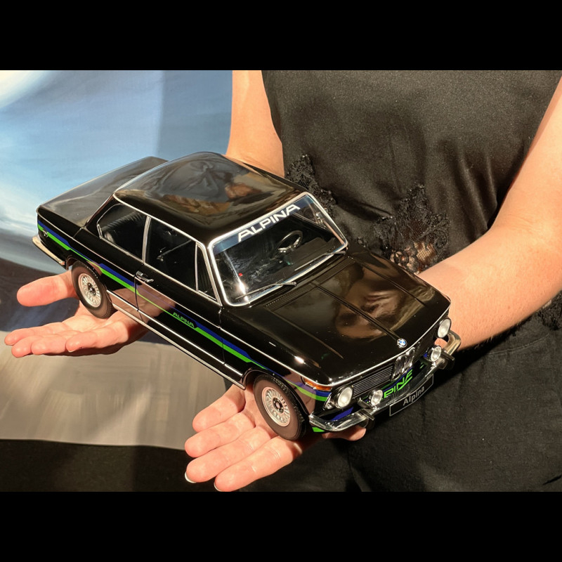 BMW 2002 Alpina SERIE 2 1974 Black with Blue/Green Stripes 1/12 KK