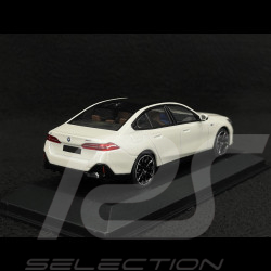 BMW i5 M60 2024 Weiß Metallic 1/43 Minichamps 410024102
