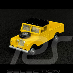 Land Rover 109 WB 1971 Jaune 1/43 Corgi Toys CD54321056