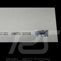 Maserati Poster MC12 White / Blue 920031371