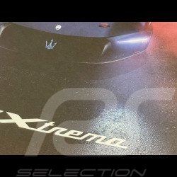 Poster Maserati MCXtrema 2024 Bleu / Rose 920033323