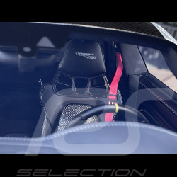 Porsche 911 GT3 RS Typ 992.1 2022 Weissach Package Silber GT / Rote Streifen 1/8 GT Spirit GTS802001