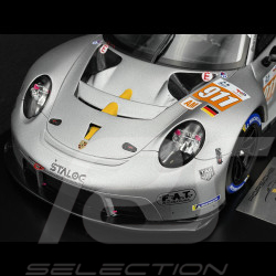 Porsche 911 RSR Type 991.2 n° 911 24h Le Mans 2023 Michael Fassbender Road To Le Mans 1/18 Spark WAP0212220TRSR