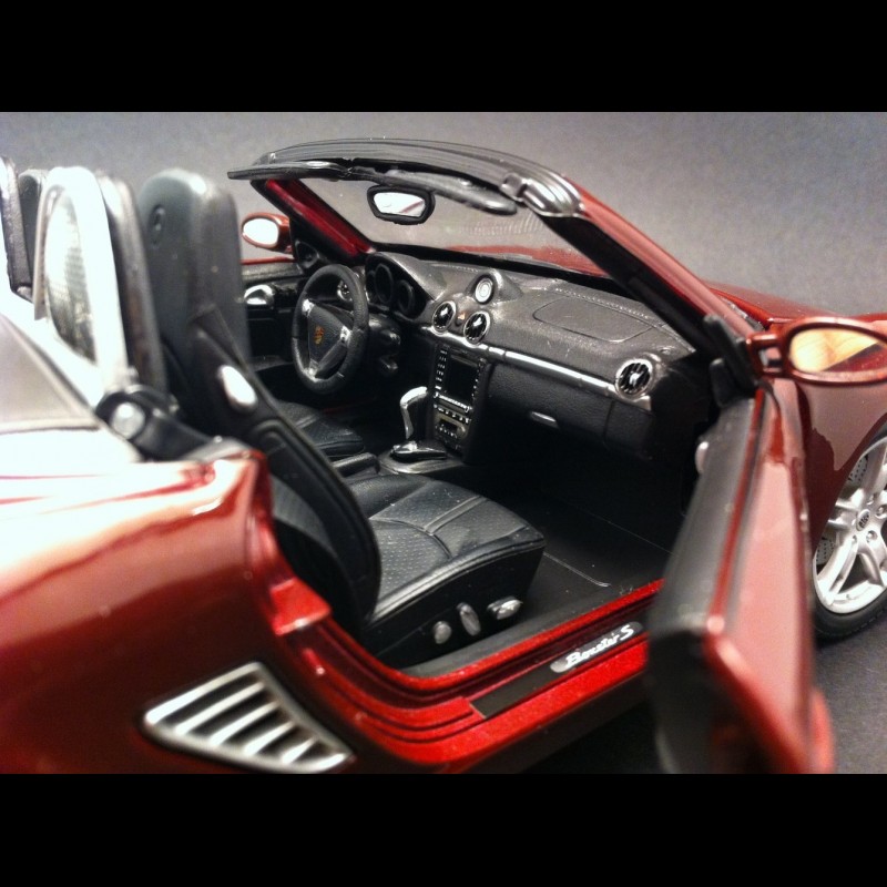 Porsche Boxster S 987 ruby red 1/18 Maisto 31123
