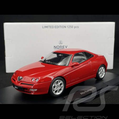 Alfa Romeo GTV 1999, color...