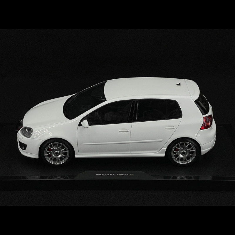 Volkswagen Golf V GTI 2007 Edition 30 Candy White 1/18 Ottomobile