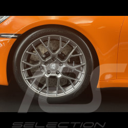 Porsche 911 Targa 4S Typ 992 2021 Pastellorange 1/8 GT Spirit GTS802101