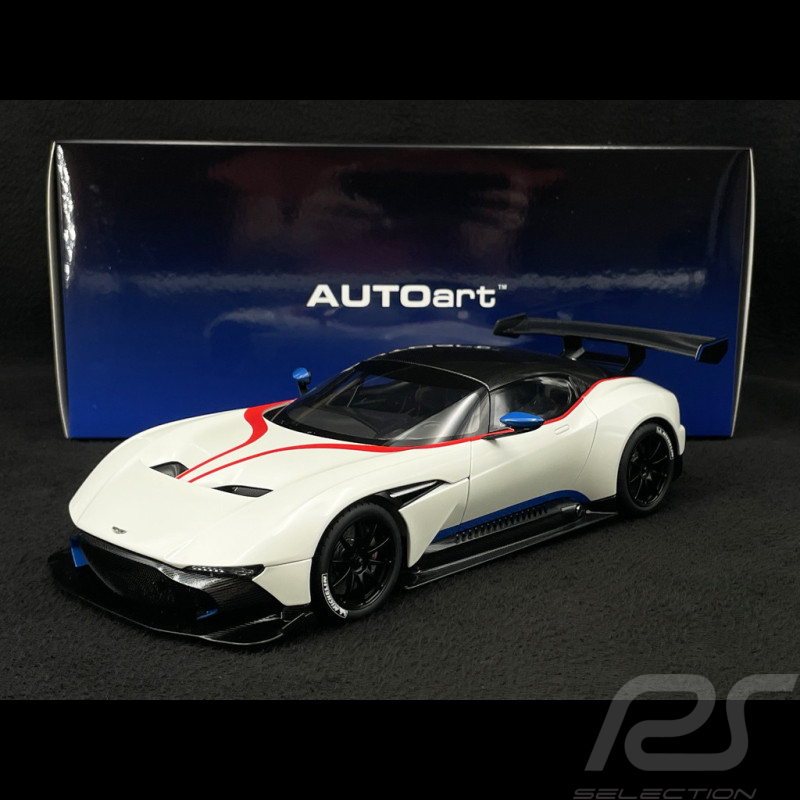 Aston Martin Vulcan 2015 Stratus Weiß 1/18 AutoArt 70261
