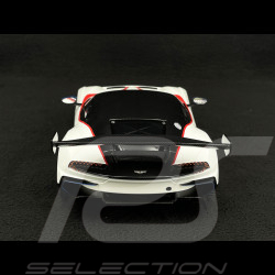 Aston Martin Vulcan 2015 Blanc Stratus 1/18 AutoArt 70261