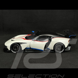 Aston Martin Vulcan 2015 Stratus Weiß 1/18 AutoArt 70261