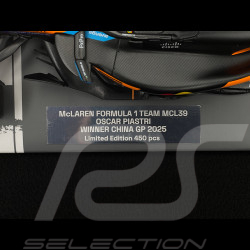 Oscar Piastri McLaren MCL39 n° 81 Sieger GP China 2025 F1 1/18 Minichamps 537251981