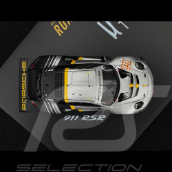 Set Porsche 911 RSR Typ 991.2 n° 911 24h Le Mans 2023 mit Michael Fassbenders Helm 1/43 Spark WAP0202210TRSR