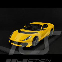 Ferrari 812 Competizione 2021 Giallo Modena 1/18 Bburago BU01646