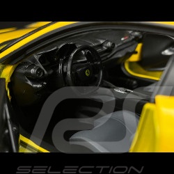 Ferrari 812 Competizione 2021 Giallo Modena 1/18 Bburago BU01646
