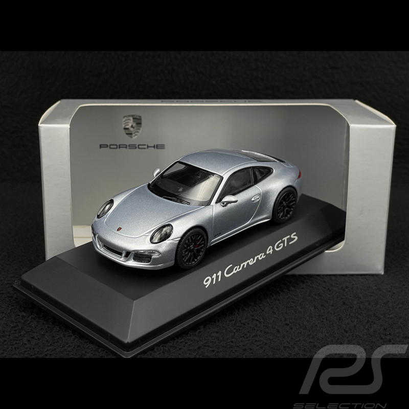 Porsche 911 Carrera 4 GTS Typ 991 Rhodiumsilber Metallic 1/43 Schuco WAP0201020F