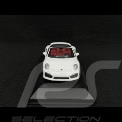 Porsche 911 Turbo S Cabriolet Type 991 2014 White 1/43 Minichamps WAP0203110E