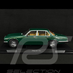 Jaguar XJ Series III 1979 British Racing Green 1/18 ModelCar Group MCG18175
