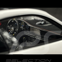 Porsche 911 GT3 RS Type 992 2022 Weissach Package White / Red Pyro Strips 1/18 Norev 187373
