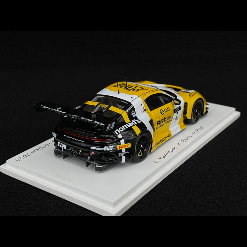 Porsche 911 GT3 R Type 992 n° 7 2nd 1000km Suzuka 2025 1/43 Spark