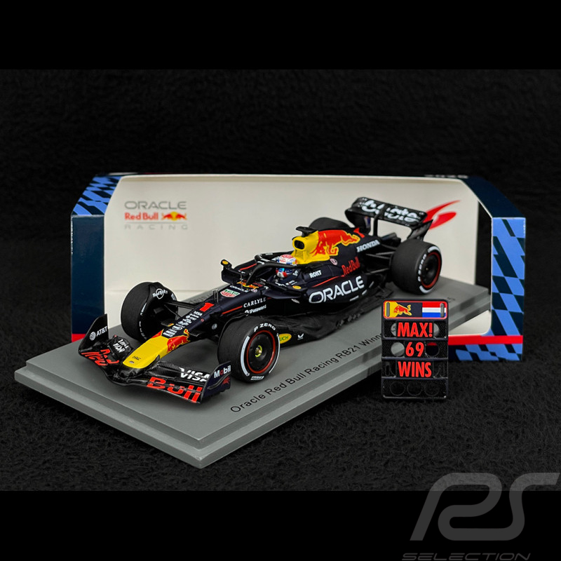 Max Verstappen Red Bull RB21 n° 1 Winner Las Vegas GP 2025 F1 with Pit Board 1/43 Spark S9669