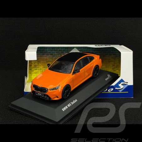 BMW M5 Sedan 2024 Orange 1/43 Solido S4317552