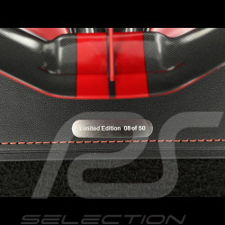 Bugatti Bolide 2024 Rot / Carbon Schwarz 1/18 MCM