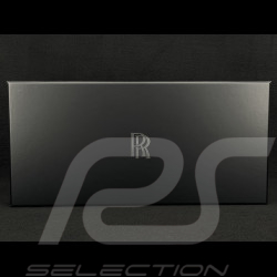 Rolls Royce Cullinan 2018 Schwarz Metallic / Orangefarbener Innenraum 1/18 GL Model GLCUBM