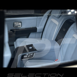 Rolls Royce Cullinan 2018 Perlgrau Beige / Hellblaue Innenausstattung 1/18 GL Model GLCUBG