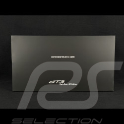 Porsche 911 GT3 Touring Typ 992.2 2026 75 Jahre Porsche UK Earls Court 51 Grün Metallic 1/18 Spark WAP02153626911