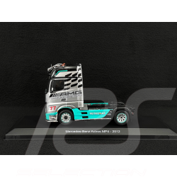 Mercedes-Benz Actros MP4 2012 n° 77 Camion Transporteur Mercedes-AMG F1 Team Argent / Noir / Vert 1/43 Hachette G1470003