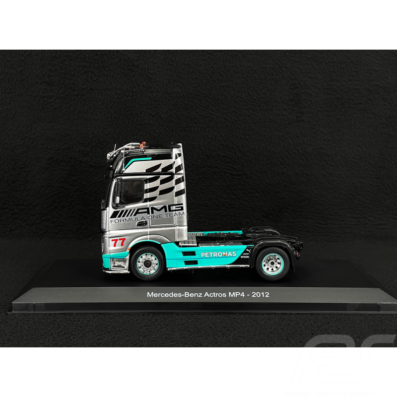 Mercedes-Benz Actros MP4 2012 n° 77 Transport Truck Mercedes-AMG F1 Team Silver / Black / Green 1/43 Hachette G1470003