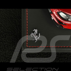 Ferrari 488 Pista 2018 Rosso Corsa / Bande Blanche / Jantes Carbone 1/18 BBR Models P18145A6
