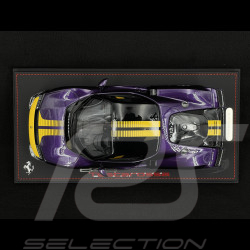 Ferrari 849 Testarossa Assetto Fiorano 2025 Viola Hong Kong / Gelbe Streifen 1/18 BBR Models P18276E