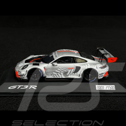 SELTEN Exemplar 1/1500 : Porsche 911 GT3 R Typ 992 2024 Silbergrau / Rot 1/43 Spark WAP02057126EVO