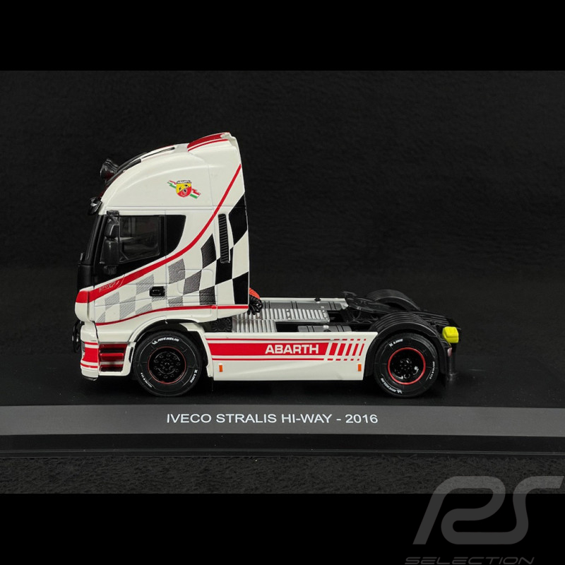 Iveco Stralis Hi-Way 2016 Transport Truck Abarth White / Red 1/43 Hachette G1470001
