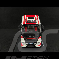 Iveco Stralis Hi-Way 2016 Camion Transporteur Abarth Blanc / Rouge 1/43 Hachette G1470001