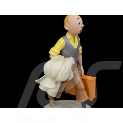Tintin Figurine on the road Resin 12 cm 42217