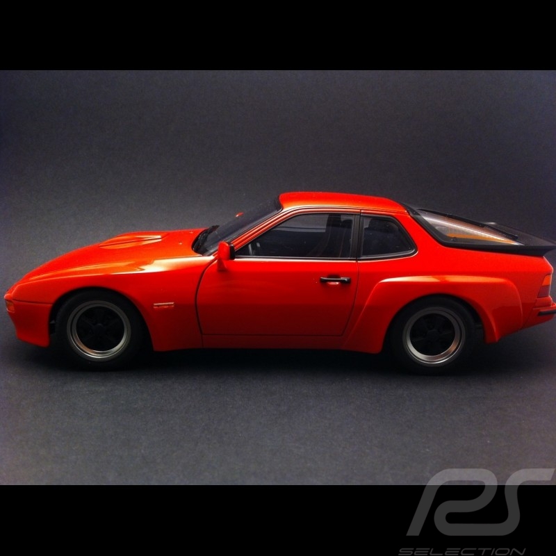 Porsche 924 Carrera GT 1980 rouge 1/18 Autoart 78003
