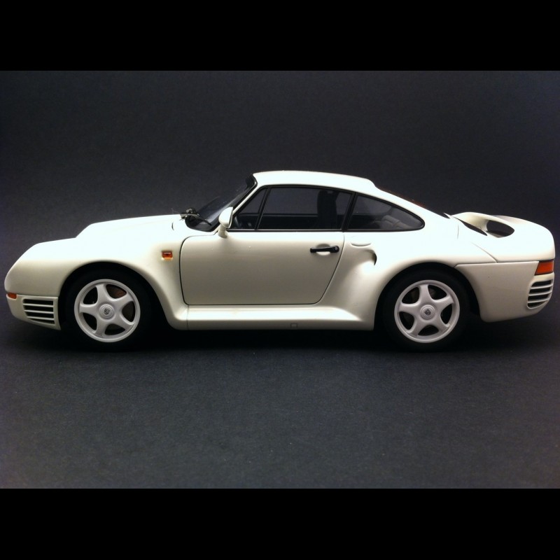 porsche-959-white-1-18-autoart