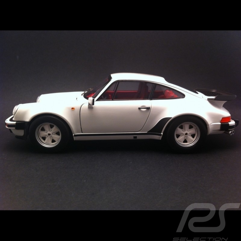 Porsche 911 Turbo 3.3 Grand Prix 1977 1/18 Norev 187547