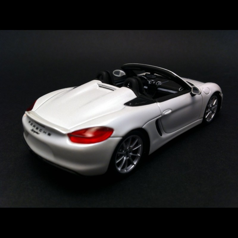 Porsche Boxster Spyder 981 2015 white 1/43 Spark WAP0202120F