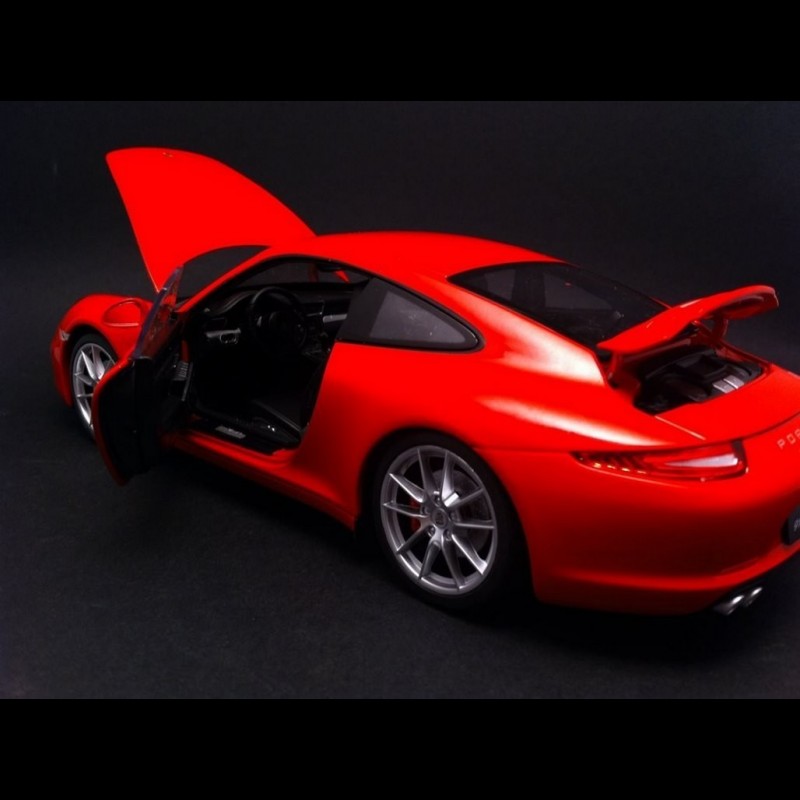 Porsche 991 Carrera S red 1/18 Welly 18047W