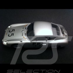 Porsche 991 Carrera 4S Martini rouge 1/43 Spark MAP02020315
