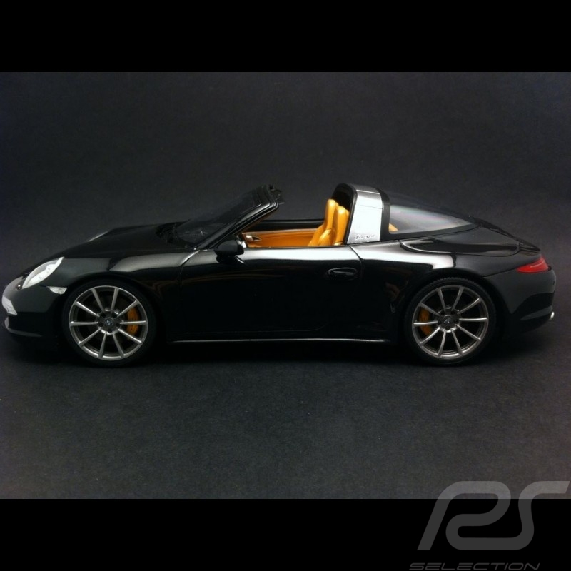 Porsche 991 Targa 4S black 1/18 GT Spirit ZM012 Porsche 991 Targa 4S black 1/18 GT Spirit ZM012