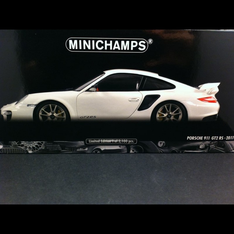 Porsche 997 GT2 RS 2011 white 1/18 Minichamps 100069400