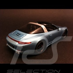 Porsche 991 Targa 4 S " 30 ans Porsche Italie " 2015 bleu 1/43 Spark WAX02020011