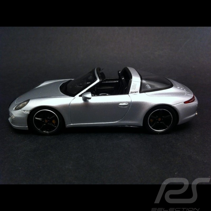 Porsche 911 991 Targa 4 S " Grossbritannien Mayfair " 2015 grau 1/43 Spark WAX02020007 Porsche 911 991 Targa 4 S " Grossbritannien Mayfair " 2015 grau 1/43 Spark WAX02020007