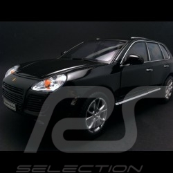Porsche Cayenne Turbo 2003 schwarz 1/18 Welly 12529 Porsche Cayenne Turbo 2003 schwarz 1/18 Welly 12529