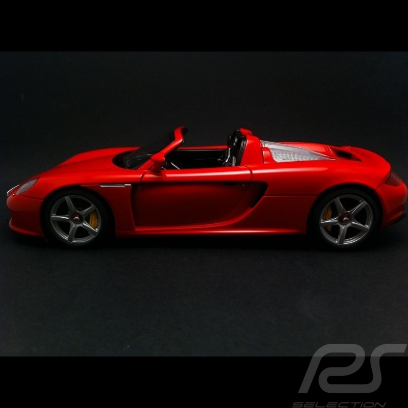 Porsche Carrera GT rouge 1/18 Autoart 78044