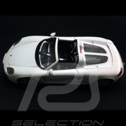 Porsche Carrera GT blanc 1/18 Autoart 78045
